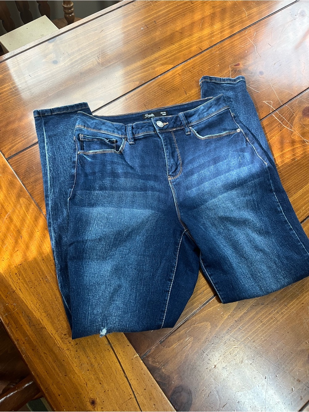 Royalty for Me High Rise Skinny Jeans Size 8 Dark Wash Stretch Slimming EUC